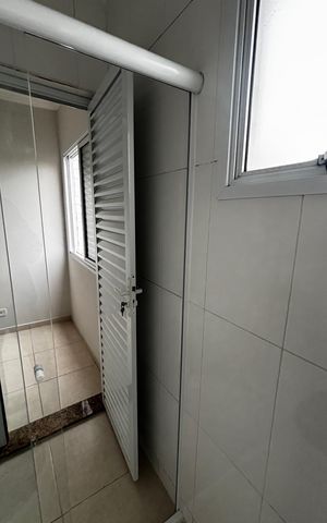 Apartamento para alugar com 35m², 1 quarto e sem vaga Apartamento para alugar com 35m², 1 quarto e sem vagaBanheiro da Suíte