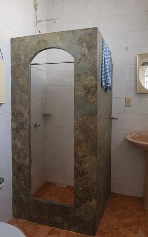 Casa para alugar com 120m², 2 quartos e 1 vaga Casa para alugar com 120m², 2 quartos e 1 vagaBanheiro da suíte