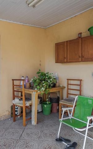 Casa à venda com 48m², 2 quartos e 1 vaga Casa à venda com 48m², 2 quartos e 1 vagaÁrea de Serviço