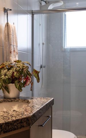 Apartamento à venda com 69m², 2 quartos e 1 vaga Apartamento à venda com 69m², 2 quartos e 1 vagaBanheiro
