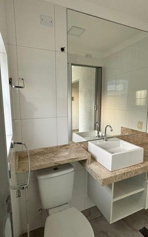 Casa à venda com 570m², 3 quartos e 2 vagas Casa à venda com 570m², 3 quartos e 2 vagasBanheiro suíte
