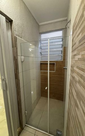 Casa à venda com 570m², 3 quartos e 2 vagas Casa à venda com 570m², 3 quartos e 2 vagasBanheiro