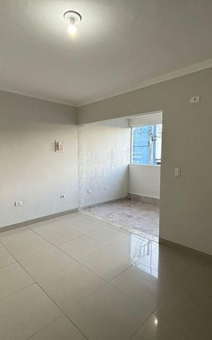 Casa à venda com 570m², 3 quartos e 2 vagas Casa à venda com 570m², 3 quartos e 2 vagasQuarto 3 suíte