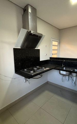 Casa à venda com 570m², 3 quartos e 2 vagas Casa à venda com 570m², 3 quartos e 2 vagasCozinha