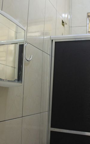 Casa para alugar com 120m², 2 quartos e 3 vagasBanheiro