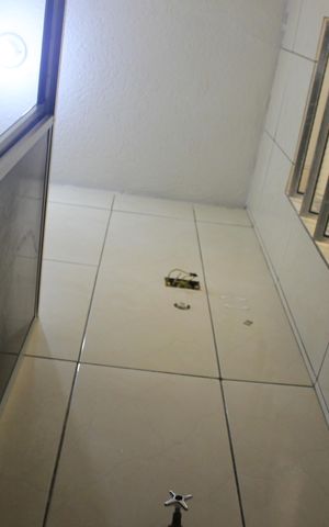 Casa para alugar com 120m², 2 quartos e 3 vagasBanheiro