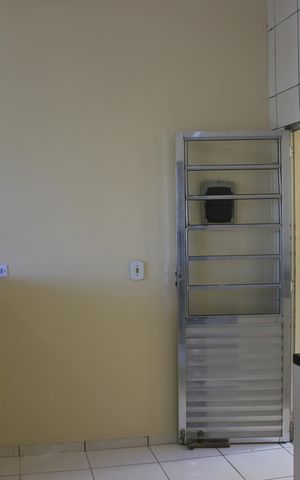 Casa para alugar com 120m², 2 quartos e 3 vagasCozinha 