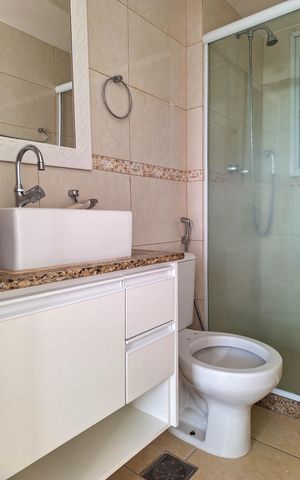 Apartamento à venda com 80m², 3 quartos e 1 vaga Apartamento à venda com 80m², 3 quartos e 1 vagaBanheiro da Suíte 1