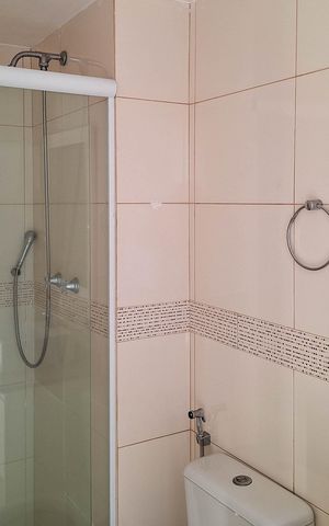 Apartamento à venda com 80m², 3 quartos e 1 vaga Apartamento à venda com 80m², 3 quartos e 1 vagaBanheiro Social