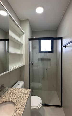 Apartamento para alugar com 64m², 2 quartos e 1 vaga Apartamento para alugar com 64m², 2 quartos e 1 vagaBanheiro da Suíte