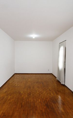 Apartamento para alugar com 140m², 3 quartos e 2 vagasSala