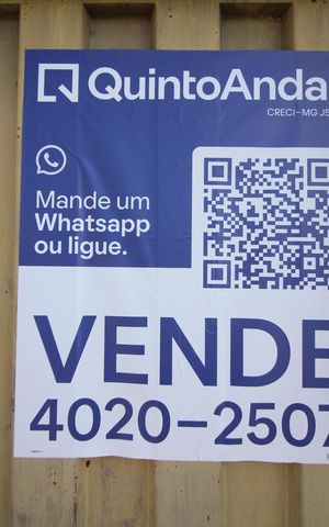 Casa à venda com 360m², 2 quartos e sem vagaPlaquinha Instalada 23/06/2026 ISZK-11