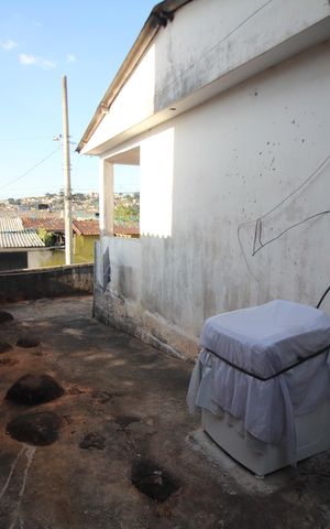 Casa à venda com 360m², 2 quartos e sem vagaQuintal