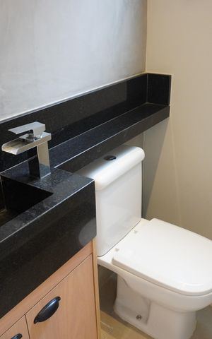 Casa de condomínio à venda com 134m², 2 quartos e 2 vagasLavabo