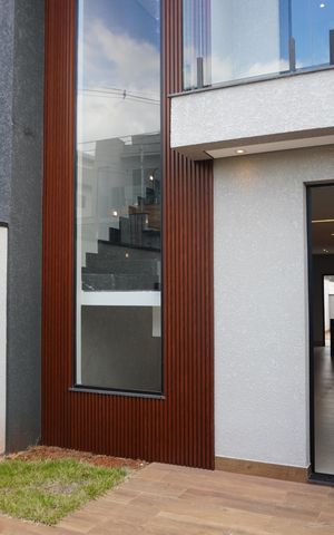 Casa de condomínio à venda com 134m², 2 quartos e 2 vagasEntrada