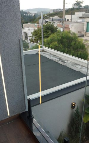 Casa de condomínio à venda com 134m², 2 quartos e 2 vagasVista Sacada