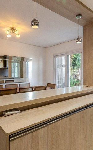 Casa para alugar com 209m², 3 quartos e 2 vagas Casa para alugar com 209m², 3 quartos e 2 vagasCozinha