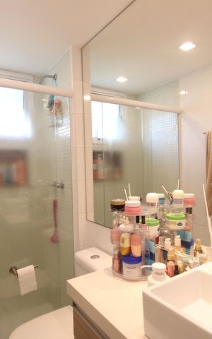 Apartamento à venda com 92m², 3 quartos e 2 vagasBanheiro da suíte 