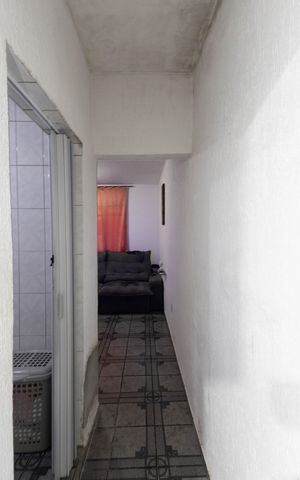 Casa à venda com 100m², 4 quartos e 2 vagas