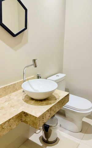 Apartamento para alugar com 88m², 2 quartos e 2 vagas Apartamento para alugar com 88m², 2 quartos e 2 vagasBanheiro