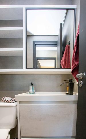 Apartamento à venda com 51m², 2 quartos e 1 vagaBanheiro Social