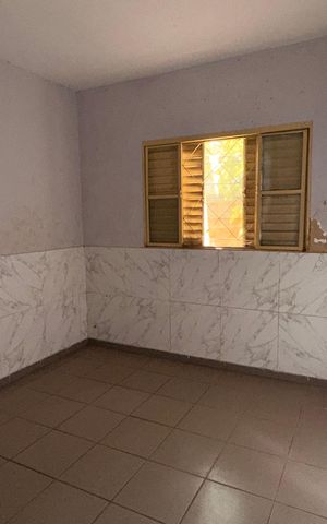 Casa para alugar com 150m², 2 quartos e 2 vagasQuarto 2