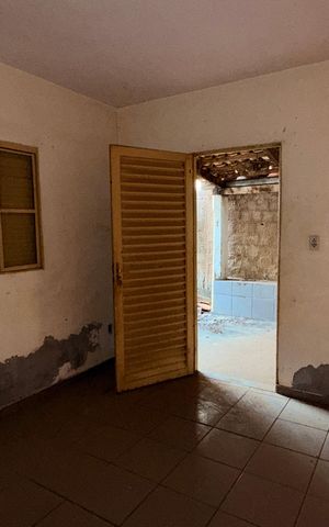 Casa para alugar com 150m², 2 quartos e 2 vagasSala