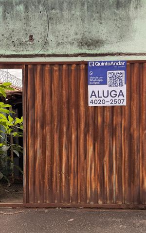 Casa para alugar com 150m², 2 quartos e 2 vagasFachada