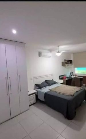 Casa de condomínio para alugar com 350m², 4 quartos e 6 vagas Casa de condomínio para alugar com 350m², 4 quartos e 6 vagasQuarto