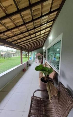 Casa de condomínio para alugar com 350m², 4 quartos e 6 vagas Casa de condomínio para alugar com 350m², 4 quartos e 6 vagasVaranda