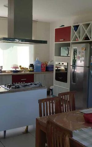 Casa de condomínio para alugar com 350m², 4 quartos e 6 vagas Casa de condomínio para alugar com 350m², 4 quartos e 6 vagasCozinha