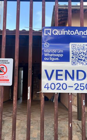 Casa à venda com 210m², 3 quartos e 2 vagas Casa à venda com 210m², 3 quartos e 2 vagasPlaca QuintoAndar