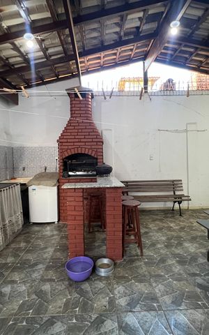 Casa à venda com 210m², 3 quartos e 2 vagas Casa à venda com 210m², 3 quartos e 2 vagasQuintal