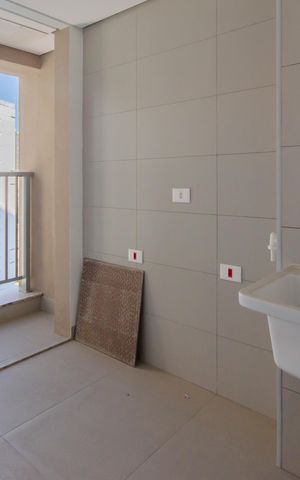 Apartamento à venda com 146m², 4 quartos e 2 vagas Apartamento à venda com 146m², 4 quartos e 2 vagasÁrea de Serviço