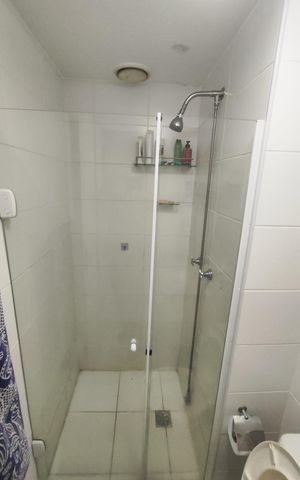 Apartamento à venda com 71m², 2 quartos e 1 vaga Apartamento à venda com 71m², 2 quartos e 1 vagaBanheiro da suíte