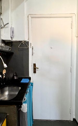 Apartamento à venda com 27m², 1 quarto e sem vaga Apartamento à venda com 27m², 1 quarto e sem vagaStudio