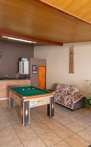 Casa à venda com 250m², 2 quartos e 3 vagas Casa à venda com 250m², 2 quartos e 3 vagasÁrea comum - Churrasqueira