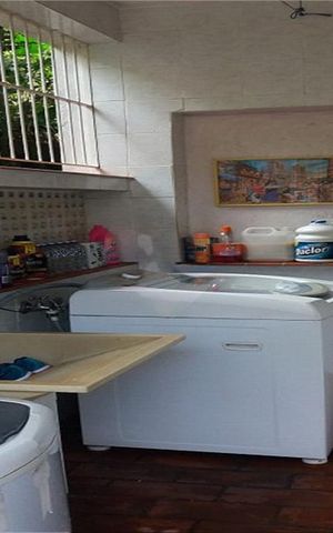 Casa à venda com 150m², 2 quartos e 3 vagas