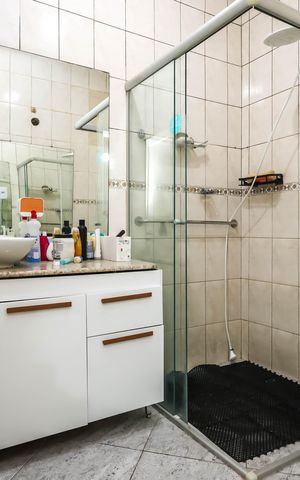 Apartamento à venda com 50m², 2 quartos e sem vagaBanheiro