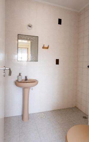 Apartamento à venda com 85m², 1 quarto e sem vaga Apartamento à venda com 85m², 1 quarto e sem vagaBanheiro da Suíte
