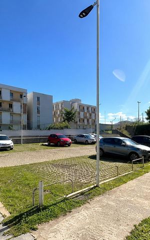 Apartamento à venda com 55m², 2 quartos e 1 vaga Apartamento à venda com 55m², 2 quartos e 1 vagaÁrea externa