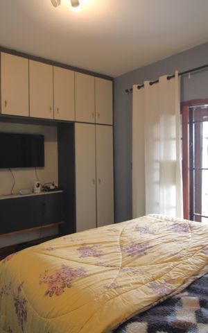 Casa à venda com 96m², 3 quartos e 2 vagasSuíte