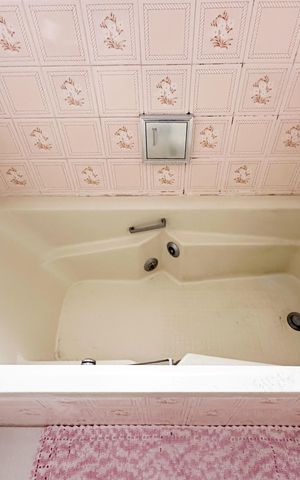 Casa para alugar com 114m², 3 quartos e 1 vaga Casa para alugar com 114m², 3 quartos e 1 vagaBanheiro Social