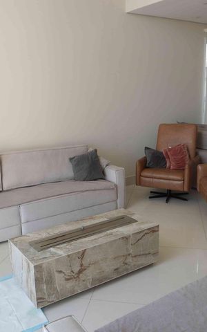 Casa de condomínio para alugar com 405m², 2 quartos e 4 vagasSala de Estar