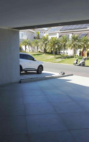 Casa de condomínio para alugar com 405m², 2 quartos e 4 vagasGaragem