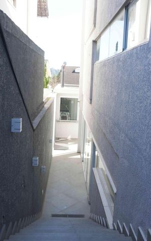 Casa de condomínio para alugar com 405m², 2 quartos e 4 vagasÁrea Externa