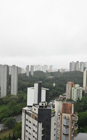 Apartamento à venda com 692m², 4 quartos e 4 vagasVista da Suíte 1