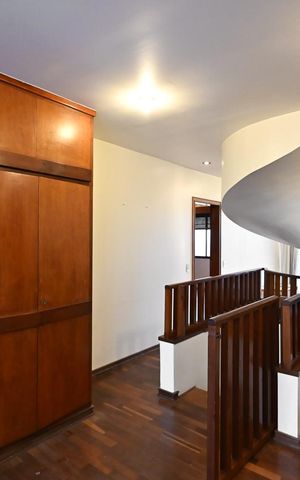 Apartamento à venda com 692m², 4 quartos e 4 vagasCorredor