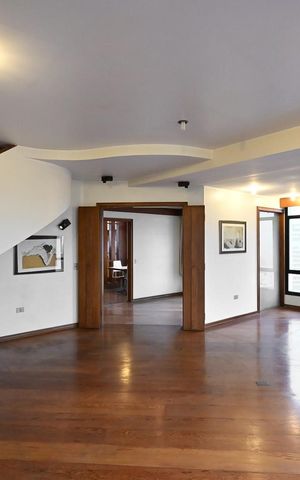 Apartamento à venda com 692m², 4 quartos e 4 vagasSala