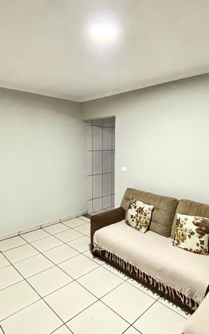 Casa para alugar com 70m², 2 quartos e sem vaga Casa para alugar com 70m², 2 quartos e sem vagaSala